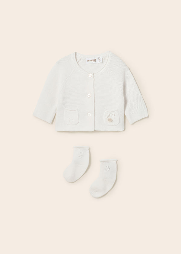 Giacchino con calzini 2 pezzi tricot cotone sostenibile neonata bianco
