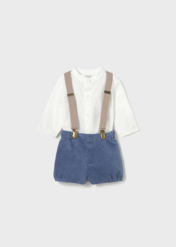 Completo pantaloncino con bretelle e camicia neonato