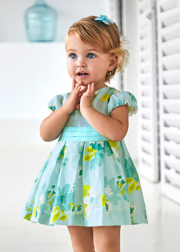 Vestito elegante in lino neonata