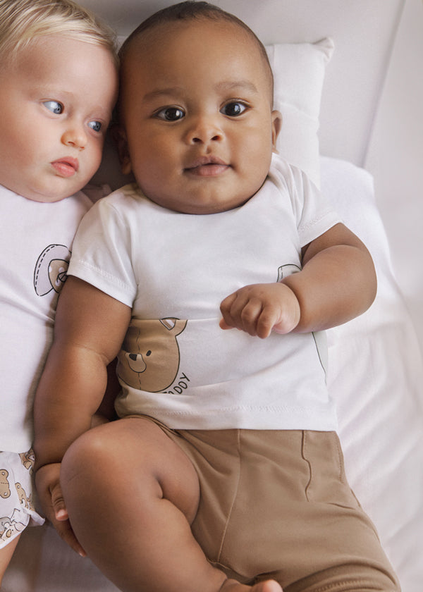 Completo pantaloncino e maglietta neonato