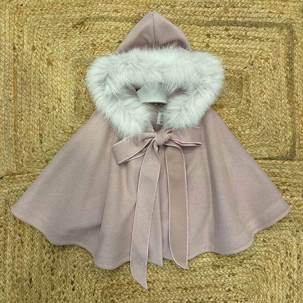 Mantella rosa elegante con pelliccia