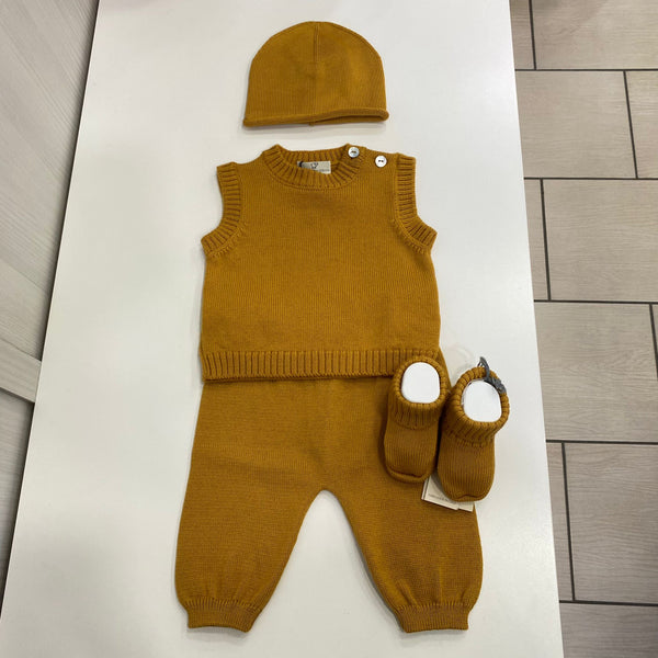 Completo gilet 4 pz  in pura lana vergine