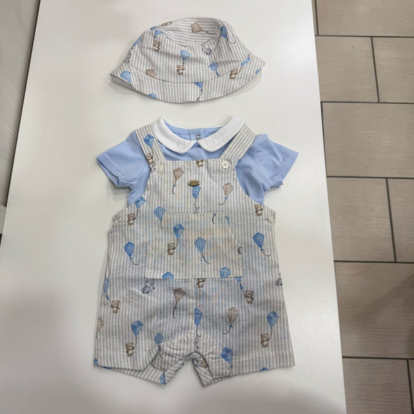 Salopette stampata con cappello e body neonato