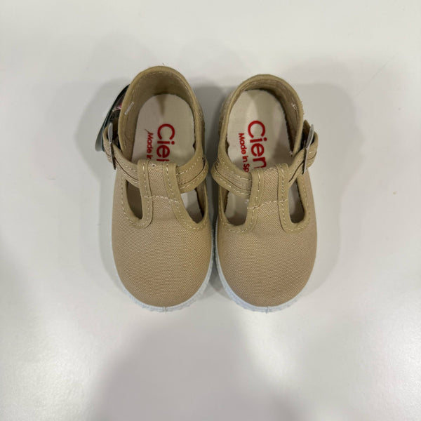 Scarpa occhiello beige