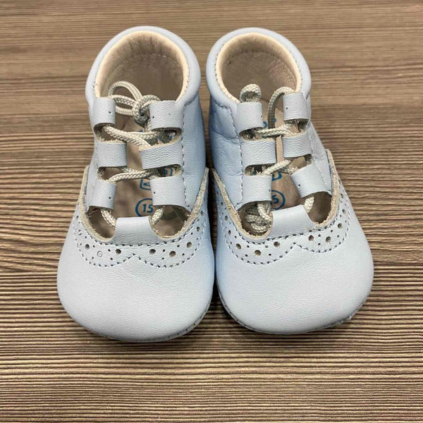Cradle shoe in light blue leather with lace