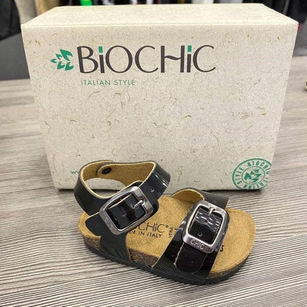 Black patent sandal 18-29 BIOCHIC 44102
